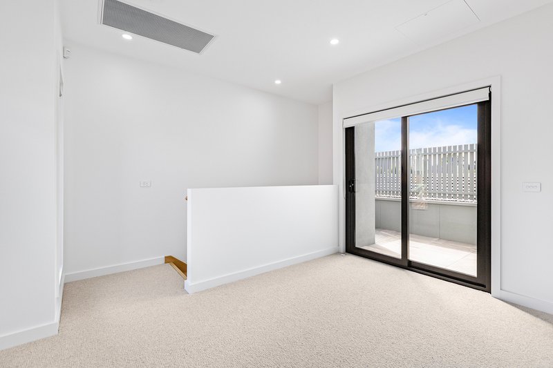 Photo - 4/8 Arnold Street, Brunswick East VIC 3057 - Image 6