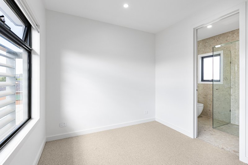 Photo - 4/8 Arnold Street, Brunswick East VIC 3057 - Image 11