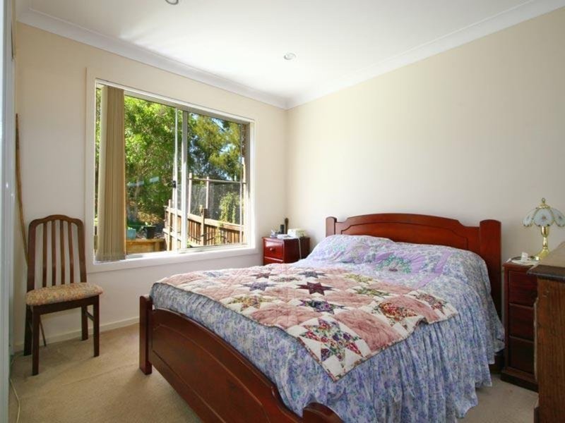 Photo - 48 Ashmore Cres , Kanahooka NSW 2530 - Image 5