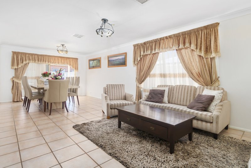 Photo - 48 Athlone Street, Cecil Hills NSW 2171 - Image 5