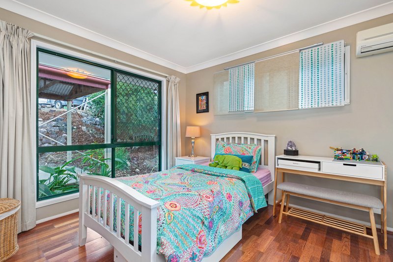 Photo - 48 Barber Road, Ferny Hills QLD 4055 - Image 11