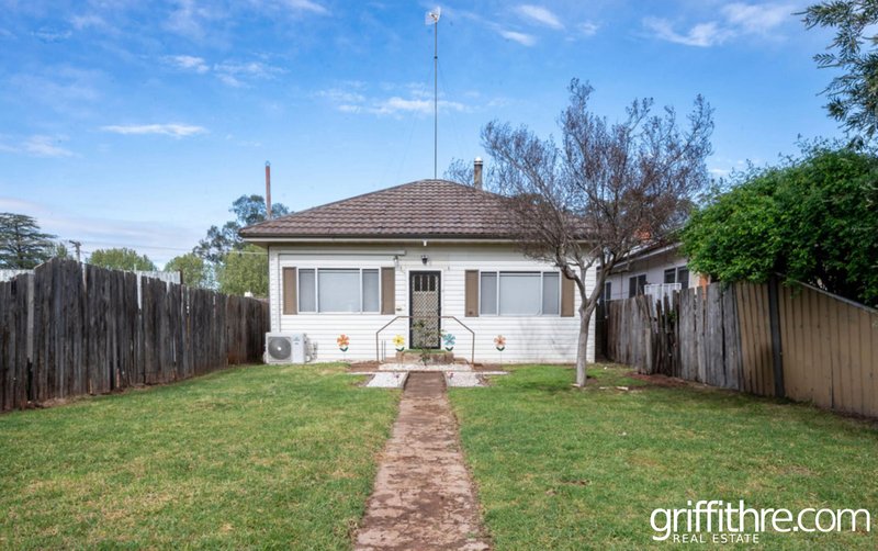 Photo - 48 Benerembah Street, Griffith NSW 2680 - Image 3