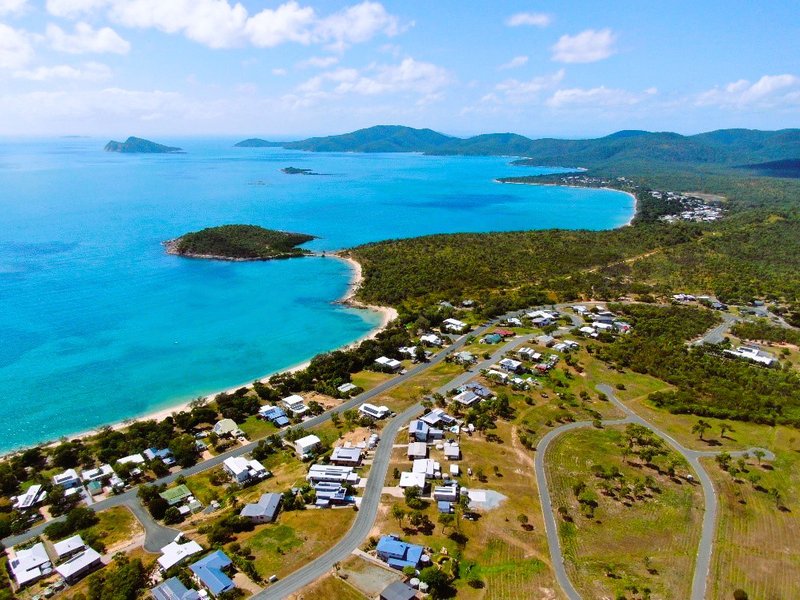 Photo - 48 Blackcurrant Drive, Hideaway Bay QLD 4800 - Image 7