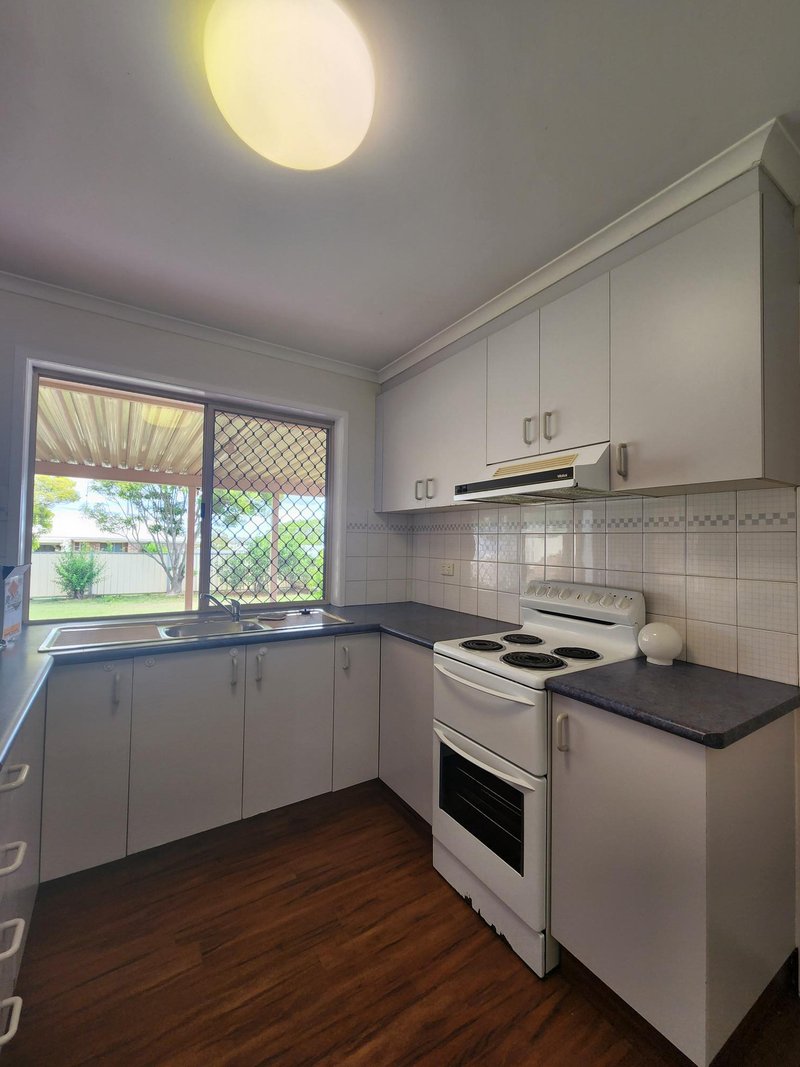 Photo - 48 Blue Gum Drive, Newtown QLD 4350 - Image 6