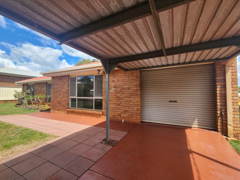 Photo - 48 Blue Gum Drive, Newtown QLD 4350 - Image 7