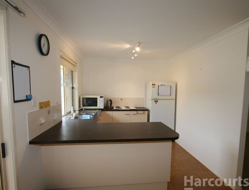 Photo - 48 Boronia Dr , Bellara QLD 4507 - Image 6