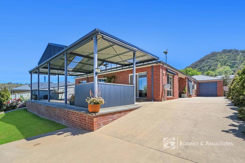 Photo - 48 Brewer Drive, West Wodonga VIC 3690 - Image 20