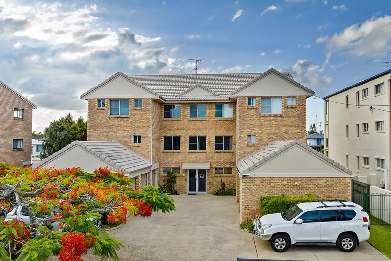 Photo - 4/8 Broadmeadows Road, Maroochydore QLD 4558 - Image 15