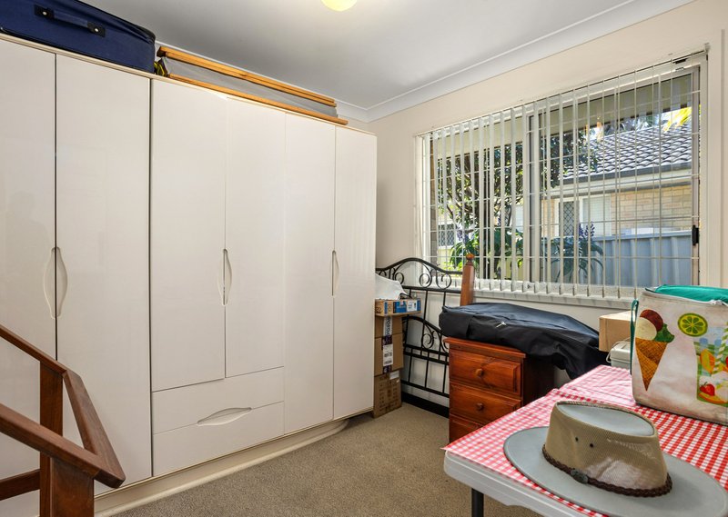 Photo - 4/8 Bryan Street, Old Bar NSW 2430 - Image 8