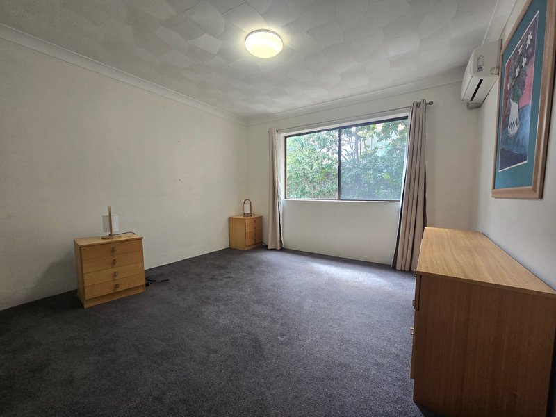Photo - 4/8 Bryce Street, St Lucia QLD 4067 - Image 4