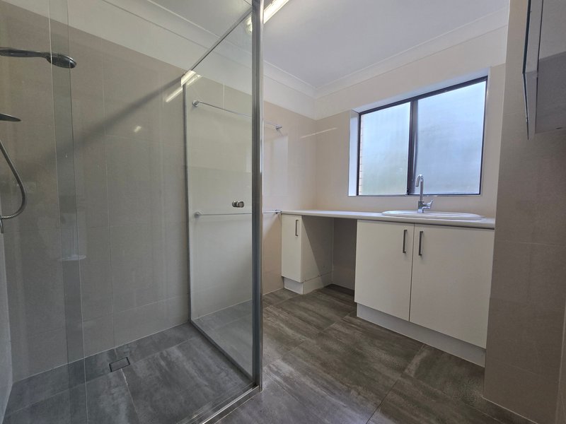 Photo - 4/8 Bryce Street, St Lucia QLD 4067 - Image 6
