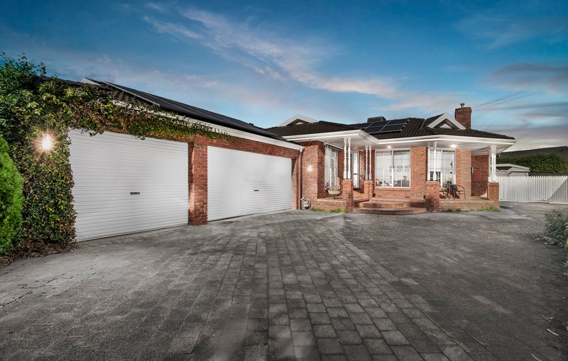 48 Buckingham Drive, Rowville VIC 3178