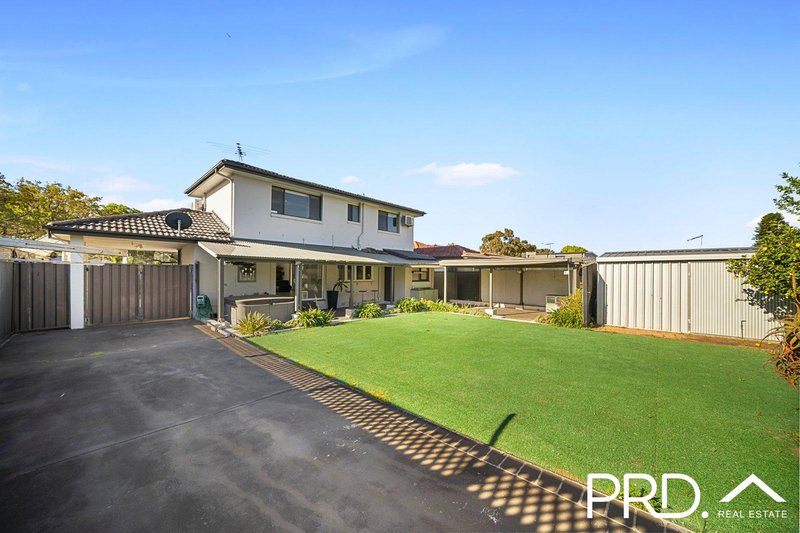 Photo - 48 Bullecourt Avenue, Milperra NSW 2214 - Image 8