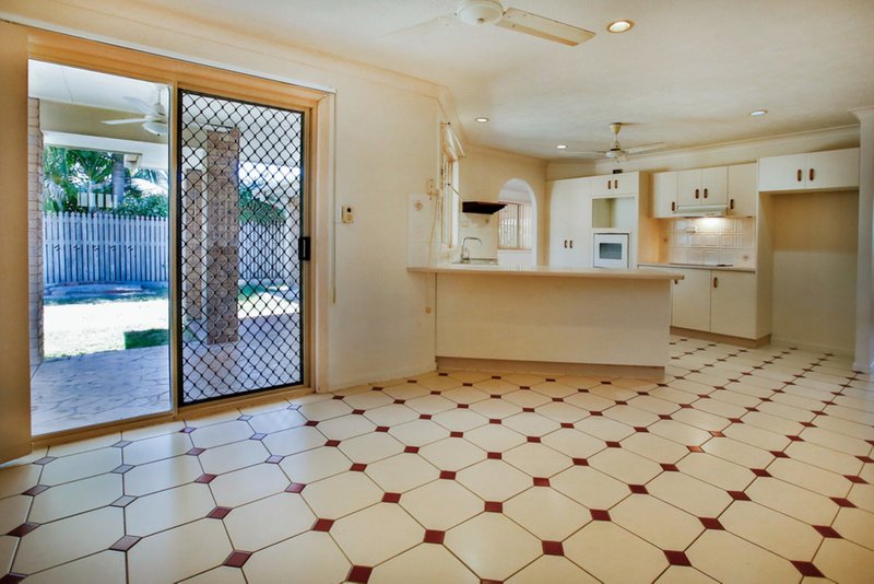 Photo - 48 Burnda Street, Kirwan QLD 4817 - Image 2