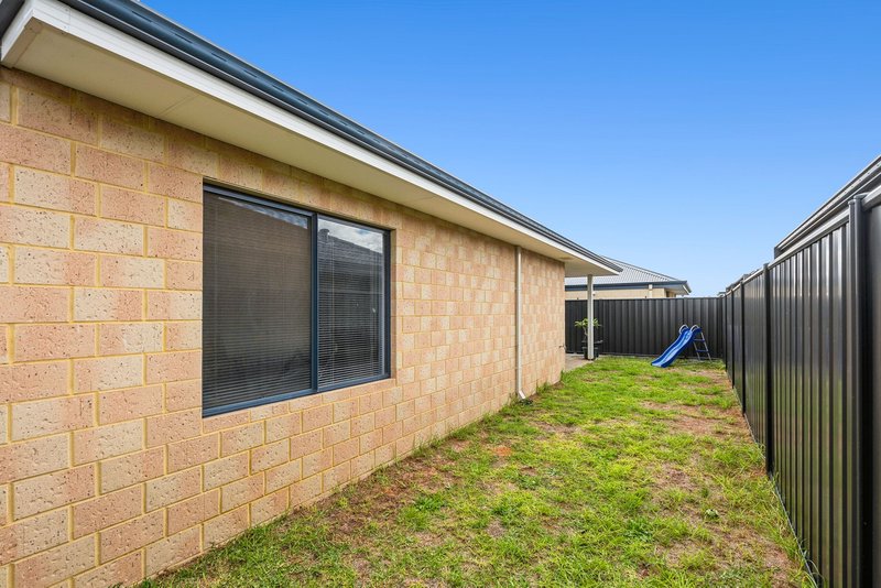 Photo - 48 Burrows Loop, Midvale WA 6056 - Image 18