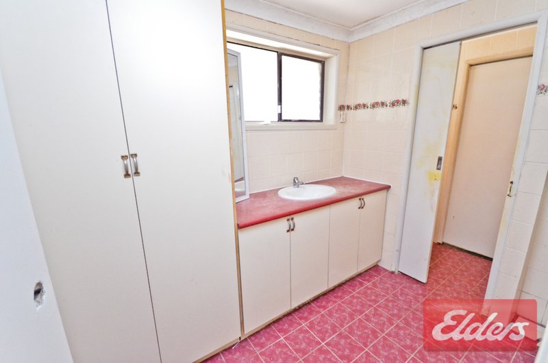 Photo - 48 Camorta Close, Kings Park NSW 2148 - Image 4