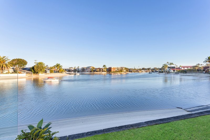 Photo - 48 Carrothool Place, Mooloolaba QLD 4557 - Image 6