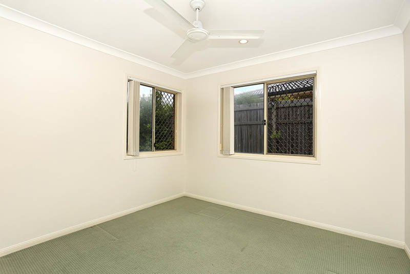 Photo - 48 Cascade Drive, Forest Lake QLD 4078 - Image 7