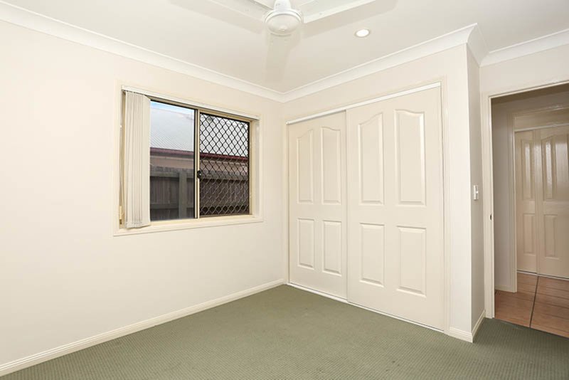 Photo - 48 Cascade Drive, Forest Lake QLD 4078 - Image 8