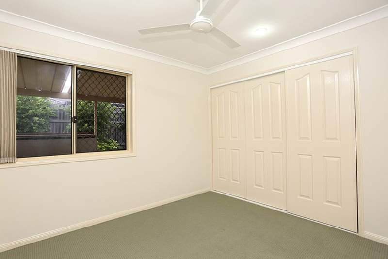 Photo - 48 Cascade Drive, Forest Lake QLD 4078 - Image 9