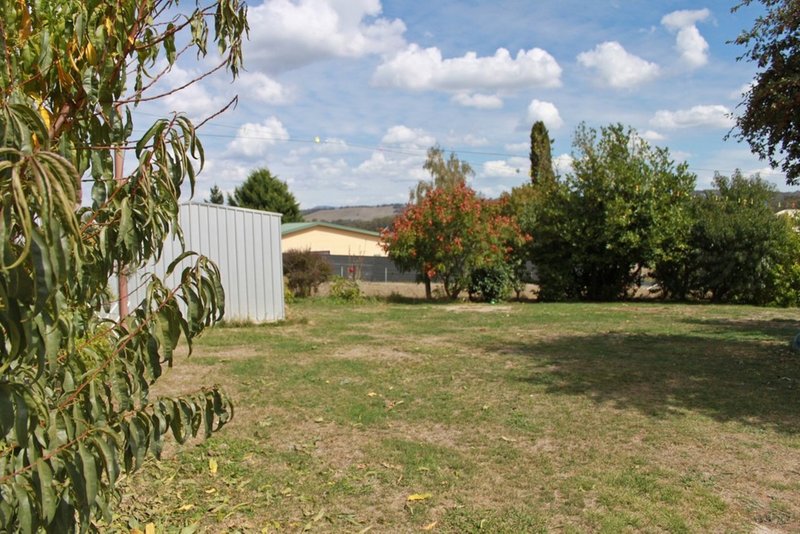 Photo - 48 Clara Street, Tumbarumba NSW 2653 - Image 4