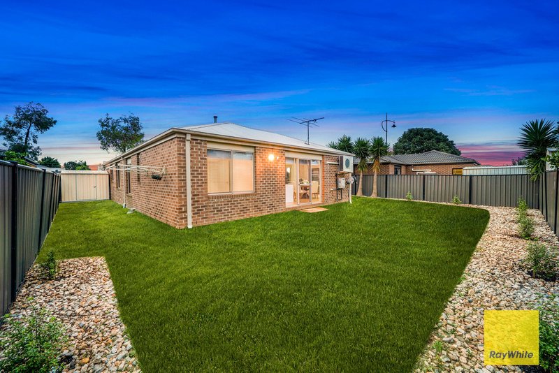 Photo - 48 Clarafield Crescent, Tarneit VIC 3029 - Image 23