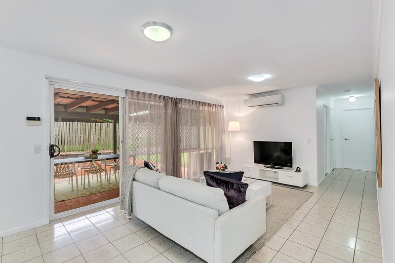 Photo - 48 Claremont Drive, Murrumba Downs QLD 4503 - Image 7