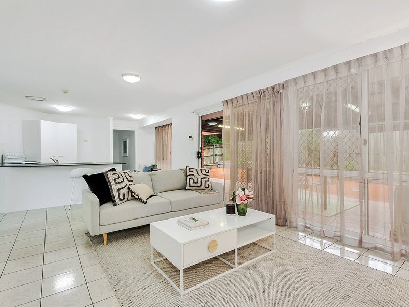 Photo - 48 Claremont Drive, Murrumba Downs QLD 4503 - Image 8