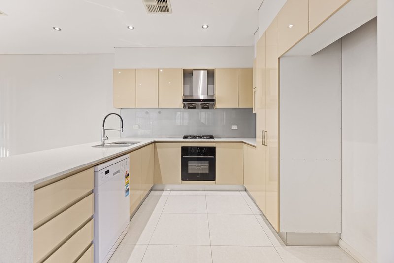 Photo - 48 Cooloongatta Road, Beverly Hills NSW 2209 - Image 6