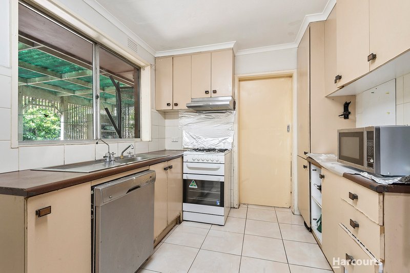 Photo - 48 Cosier Drive, Noble Park VIC 3174 - Image 3