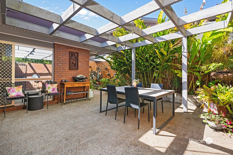 Photo - 48 Craigmont Street, Tarragindi QLD 4121 - Image 2