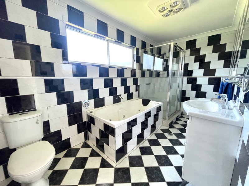 Photo - 48 Currambene Street, Huskisson NSW 2540 - Image 7