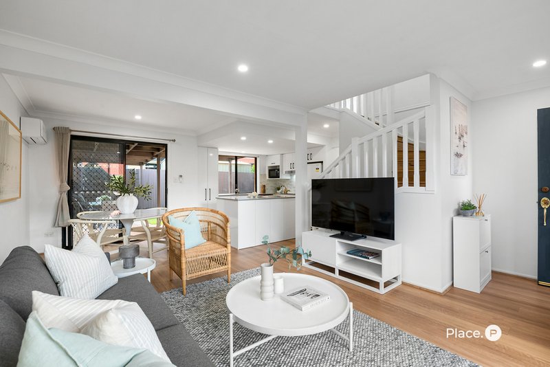 Photo - 4/8 Deason Street, Sunnybank QLD 4109 - Image 4