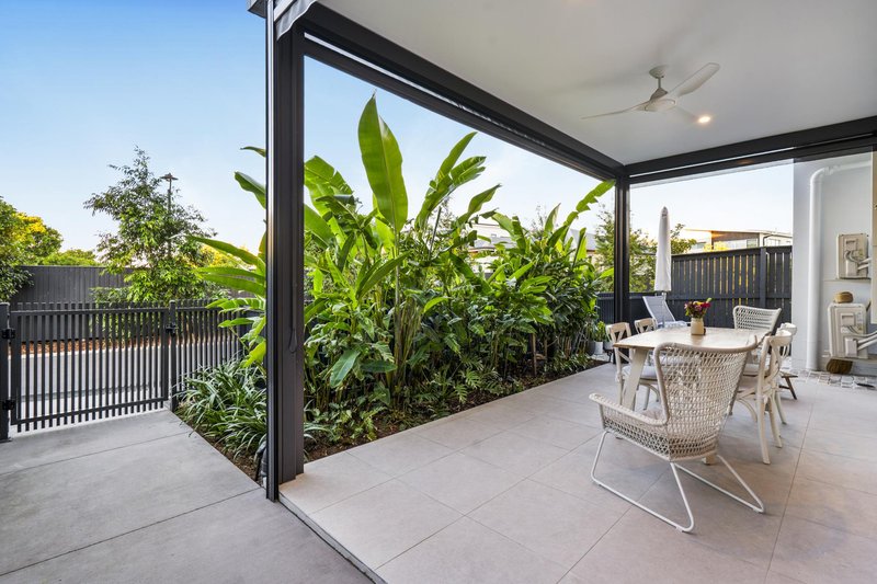 Photo - 48 Delta Circuit, Hope Island QLD 4212 - Image 19