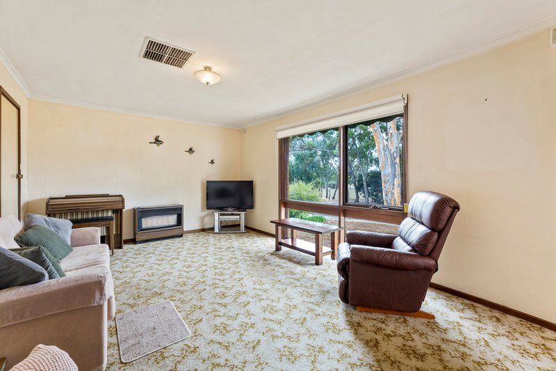 Photo - 48 Dukas Drive, Ingle Farm SA 5098 - Image 3