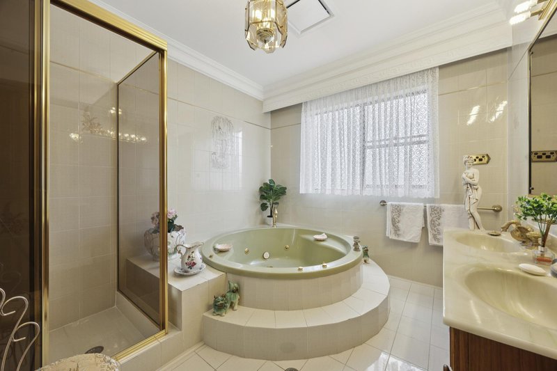 Photo - 48 Dumas Street, Mckellar ACT 2617 - Image 6