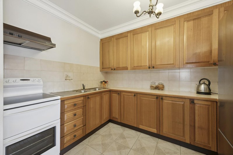 Photo - 48 Dumas Street, Mckellar ACT 2617 - Image 9