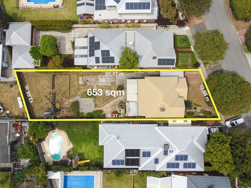 Photo - 48 Dunedin Street, Mount Hawthorn WA 6016 - Image 2