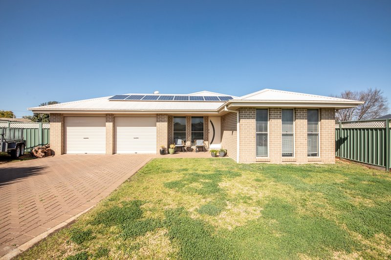 48 Dunheved Circle, Dubbo NSW 2830