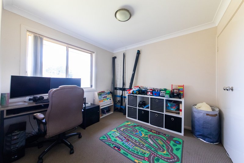 Photo - 48 Dunheved Circle, Dubbo NSW 2830 - Image 11