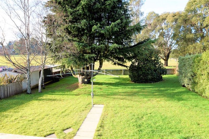 Photo - 48 East Barrack St , Deloraine TAS 7304 - Image 2