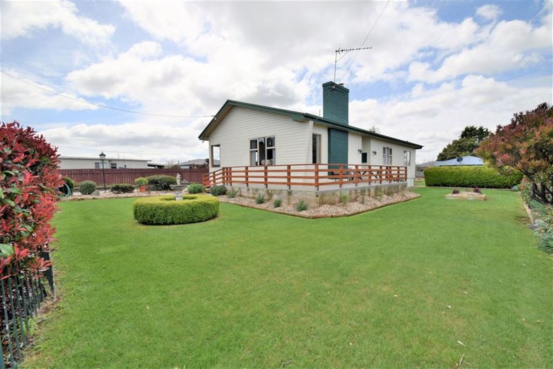 Photo - 48 East Church Street, Deloraine TAS 7304 - Image 3