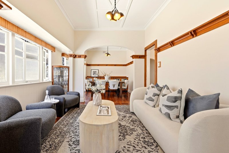 Photo - 48 Eighth Avenue, Coorparoo QLD 4151 - Image 1