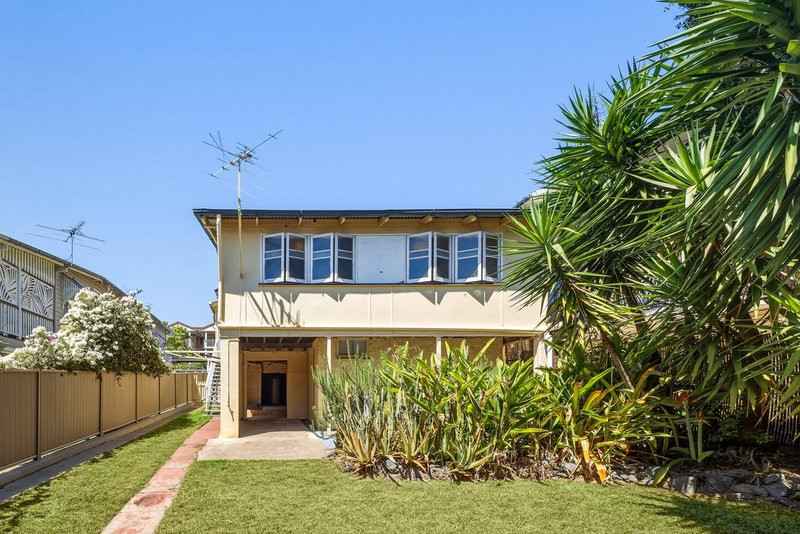 Photo - 48 Eighth Avenue, Coorparoo QLD 4151 - Image 17