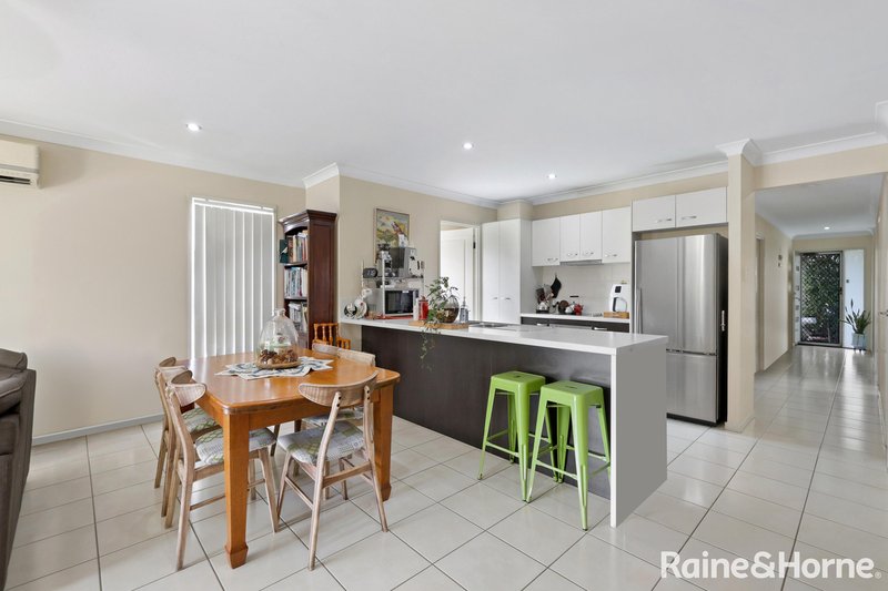 Photo - 48 Eileen Street, Walkerston QLD 4751 - Image 4