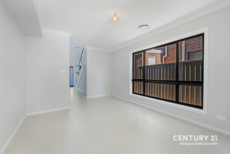 Photo - 48 Elara Boulevard, Marsden Park NSW 2765 - Image 4