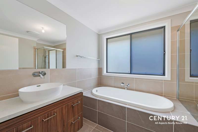 Photo - 48 Elara Boulevard, Marsden Park NSW 2765 - Image 9
