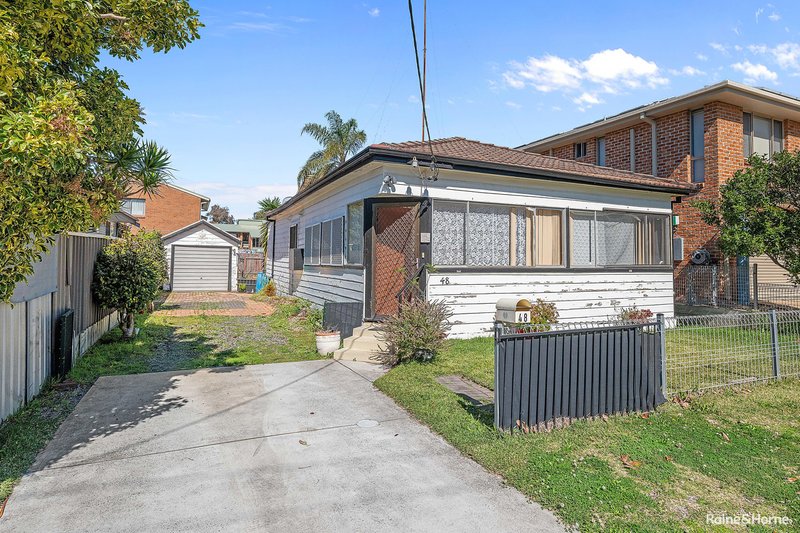 Photo - 48 Emily Street, Marks Point NSW 2280 - Image 3