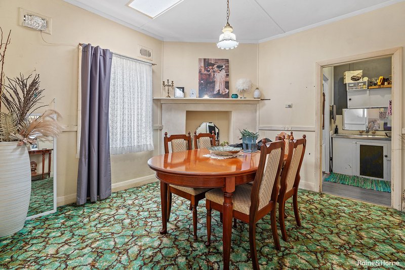 Photo - 48 Emily Street, Marks Point NSW 2280 - Image 7