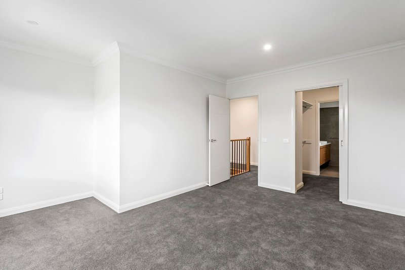 Photo - 48 English Avenue, Scoresby VIC 3179 - Image 6